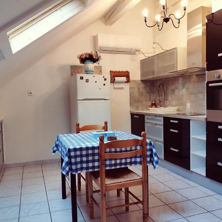 Apartamento Au Bord Du Foron Scionzier Exterior foto