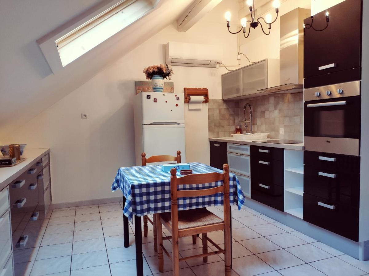Apartamento Au Bord Du Foron Scionzier Exterior foto